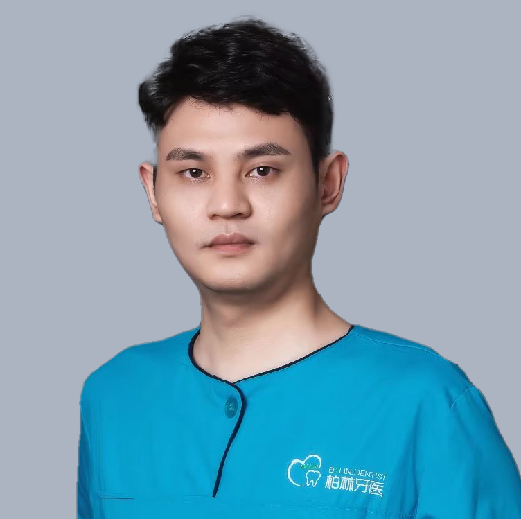 杨大胜 首席医师